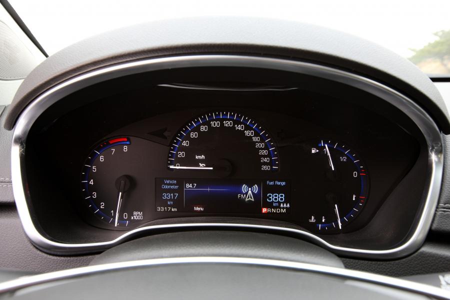  Cadillac SRX 2012 года  (JP) (фото 2 из 24)